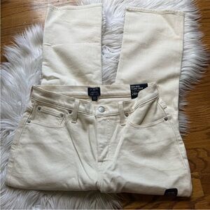 NWT j crew factory Mid Rise Flare Crop in all day stretch petite cream